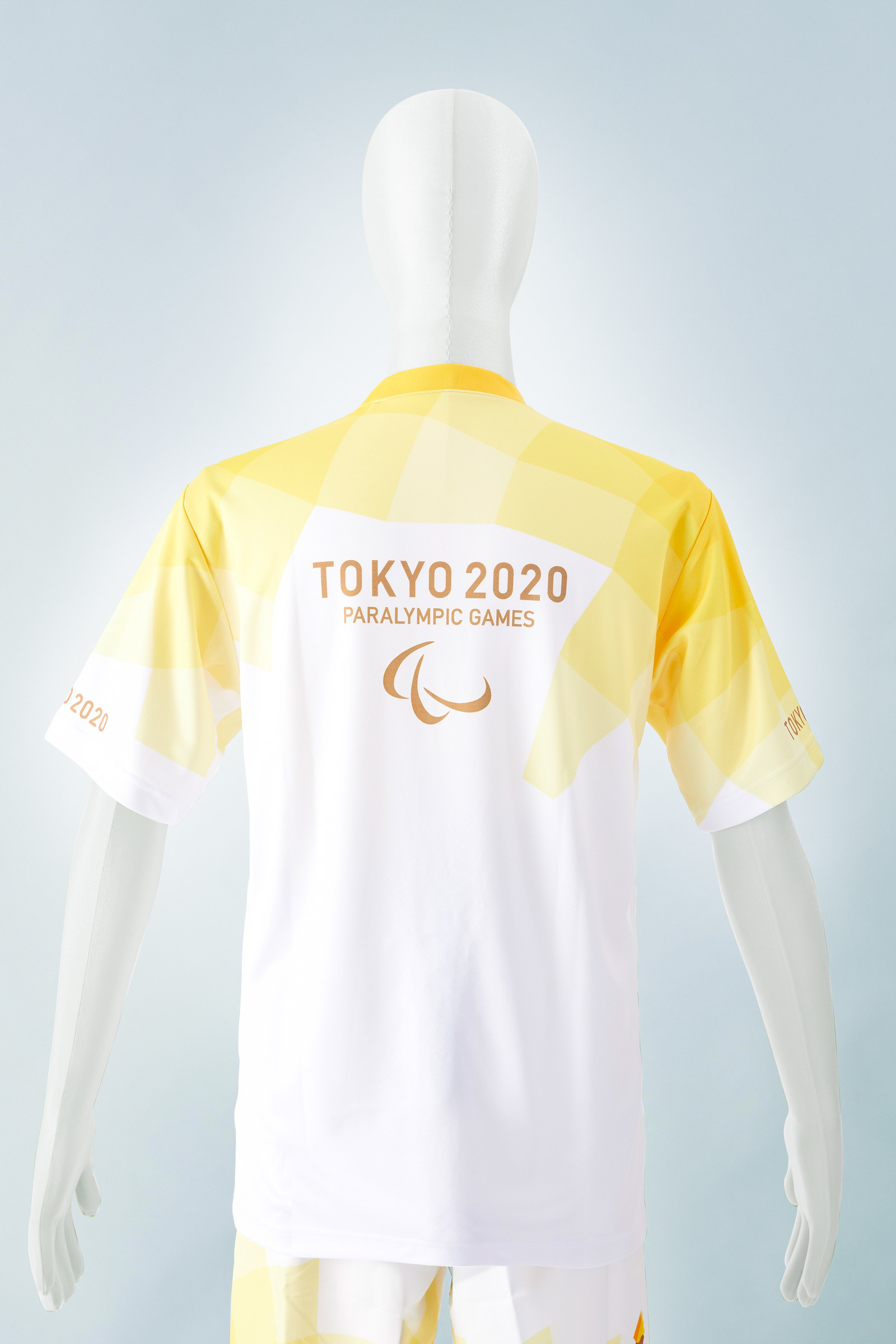 東京オリンピック聖火トーチ&ランナー用ユニフォーム 東京オリンピック