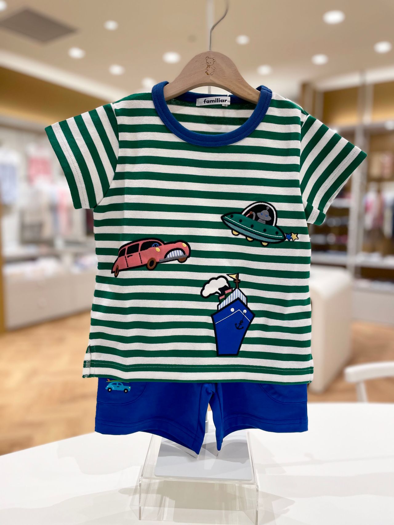 ぺろちゃん ファミリア Tシャツ② ボーダーヨット Tシャツ｜ファミリア