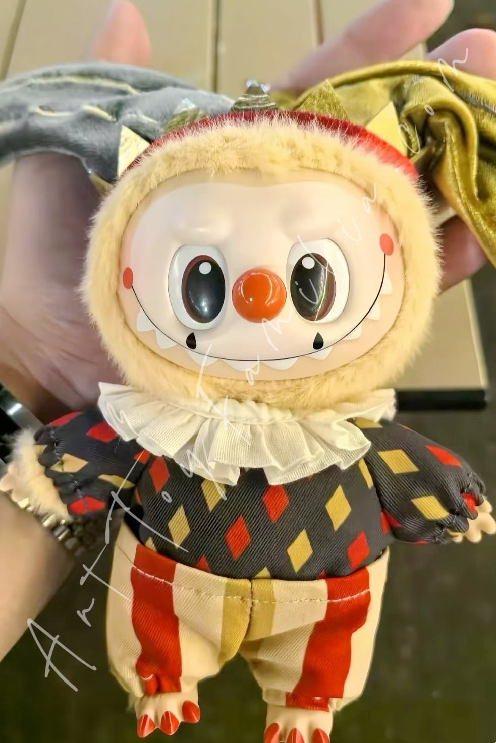 POPMART WHY SO SERIOUS シークレット ラブブ ピエロ ラブブ10月15日