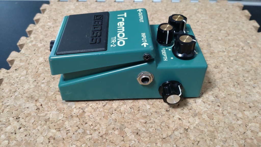 BOSS TR-2 モディファイ品 BOSS トレモロTR-2モディファイ品/KEELEY風
