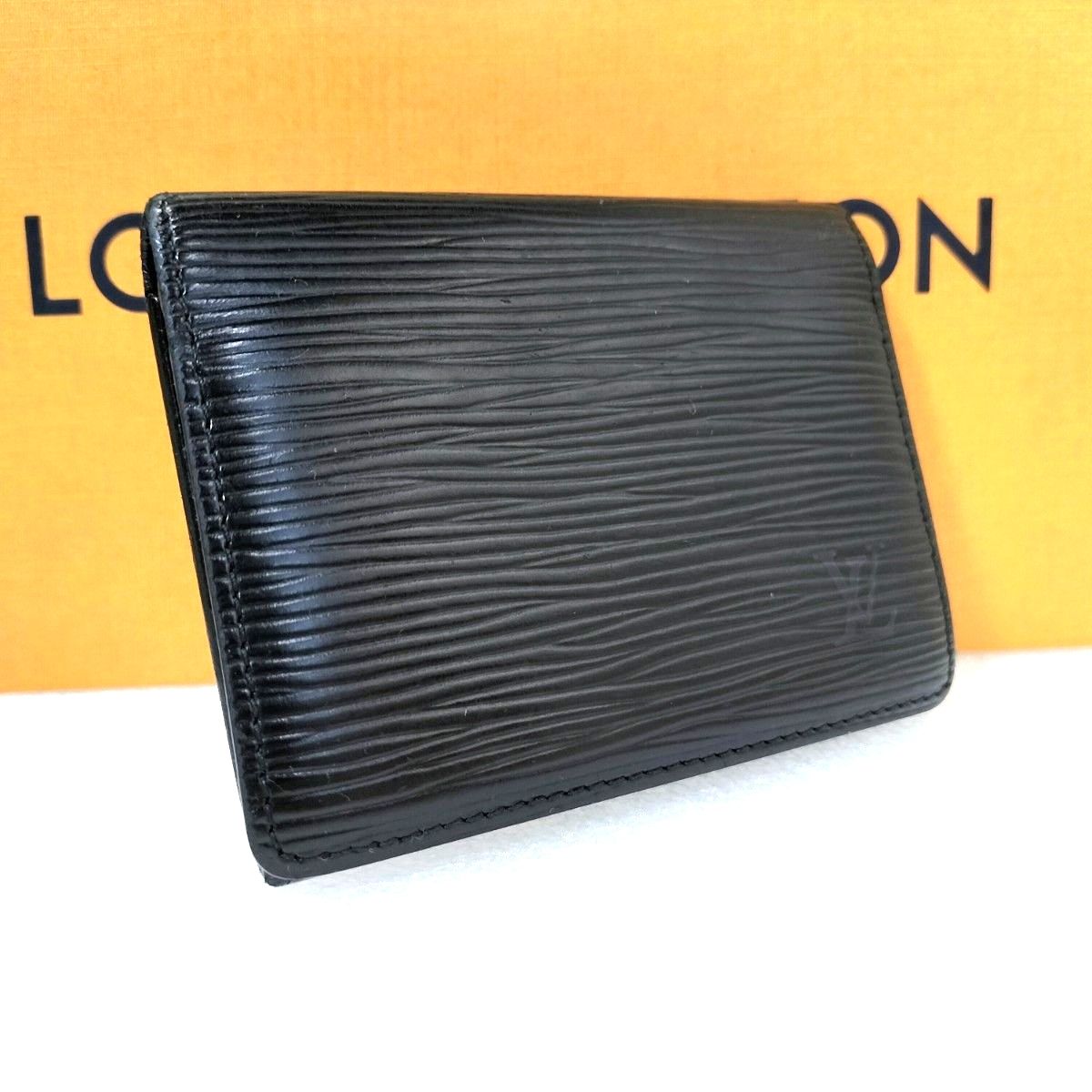 Louis Vuitton カードケース エピ ブラック 名刺入れ ルイヴィトン