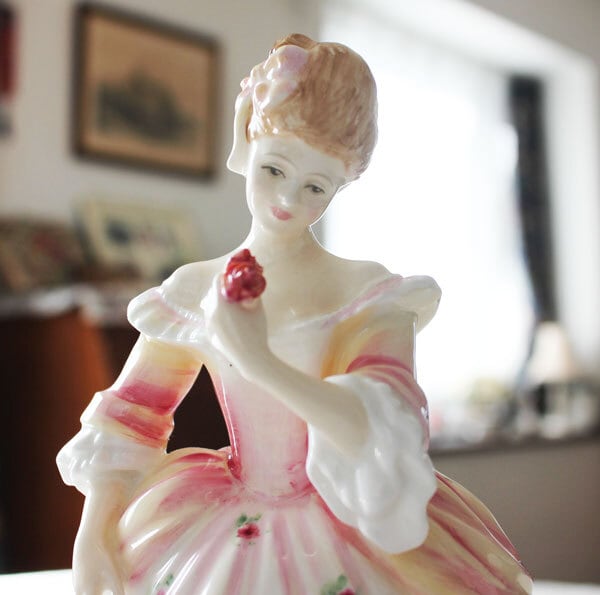 ロイヤルドルトン ⁄ ◇ Royal Doulton ロイヤルドルトン フィギュリン