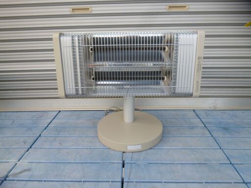 中古品・DAIKIN遠赤外線・暖房器 セラムヒ－トERFT11USE5 中古品