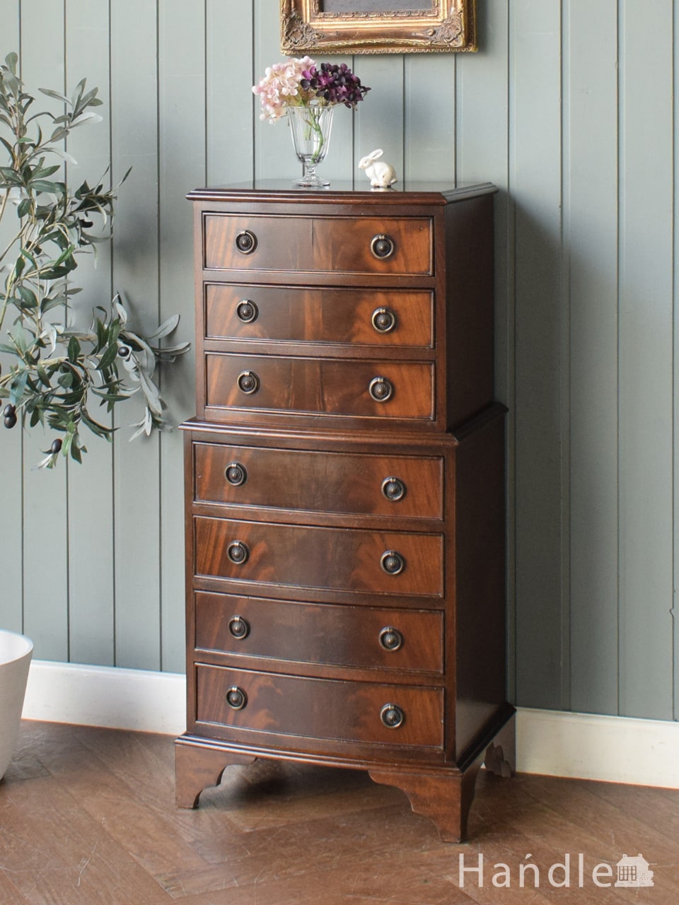 ヨーロッパの美しいアンティーク家具、フランスの3段チェスト(j-1601