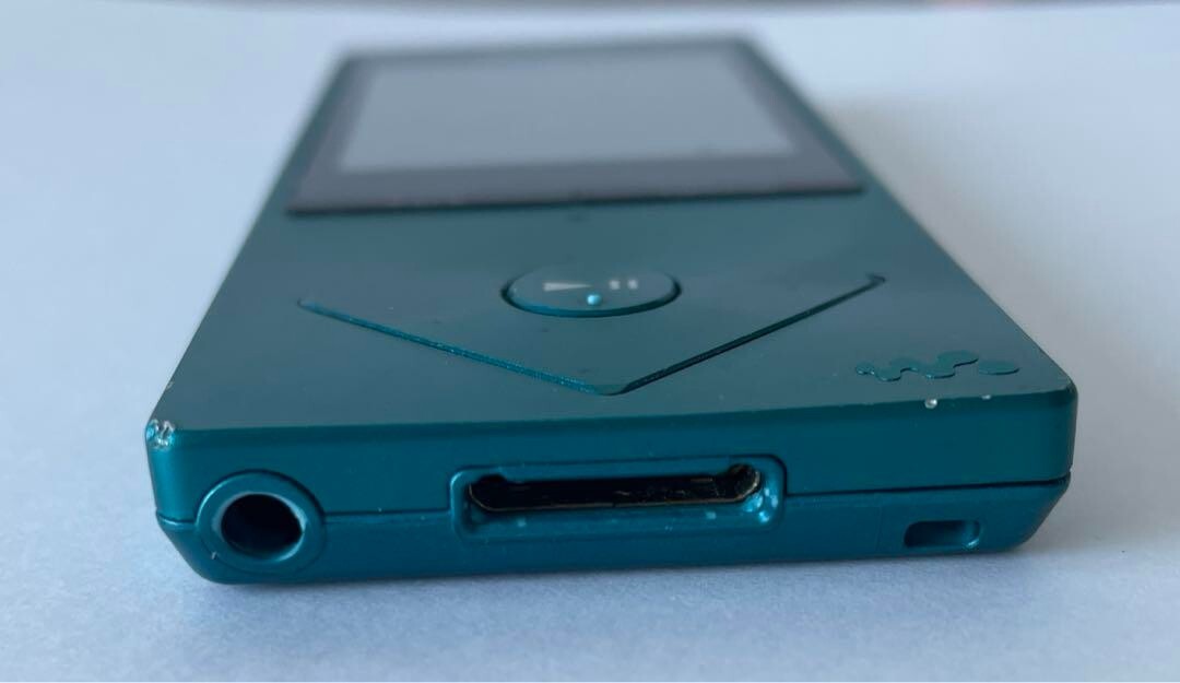 Sony Walkman A Series NW-A25 16GB Blue Hi-Res Bluetooth Digital