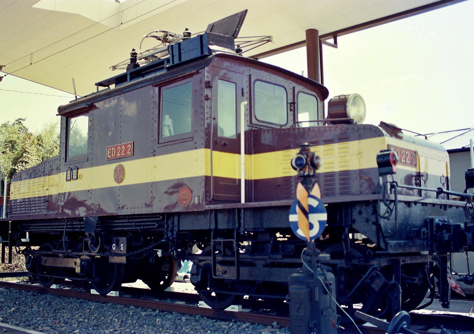 三岐線ED222、西藤原駅で静態保存！: 三岐鉄道車輛大図鑑「きまぐれ日記」