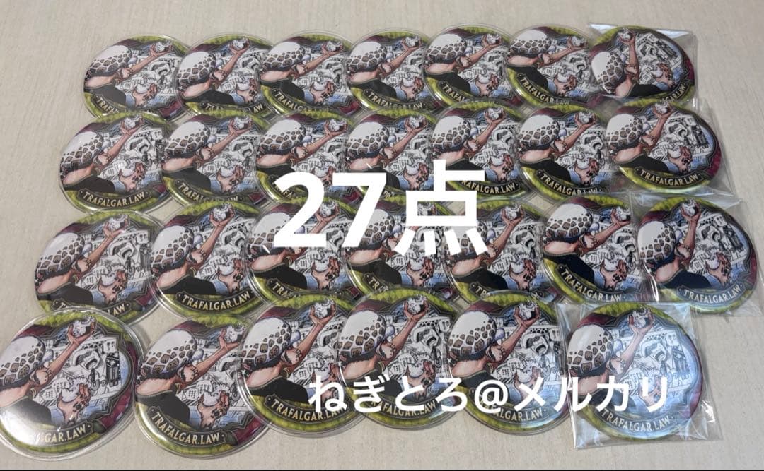 トラファルガー・ロー　HEROES 缶バッジ　おにぎり トラファルガー・ロー HEROES 缶バッジ おにぎり トラファルガー・ロー
