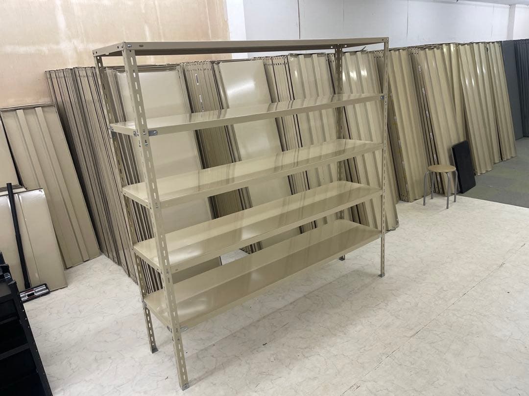 スチールラック 180×45×180 5段 ベージュ 1台分 福井県引き取り限定 スチールラック 180×45×180 5段 ベージュ 1台分 福井県引き取り