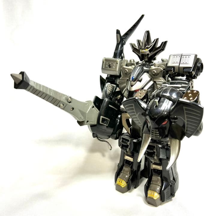 百獣戦隊ガオレンジャーDX超合金百獣合体ガオキングブラックバージョン