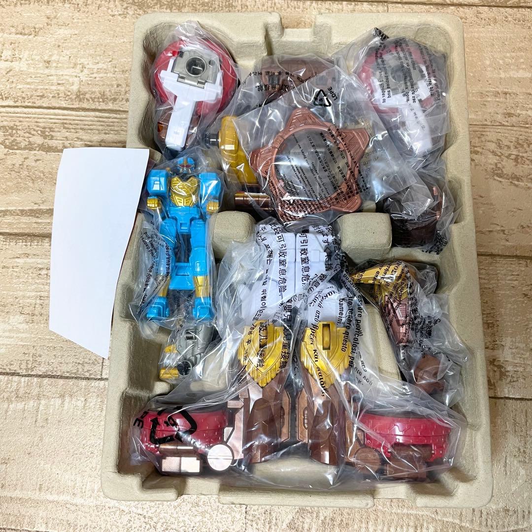 バンダイ 手裏剣戦隊ニンニンジャー シュリケン合体 DXバイソンキング 未使用