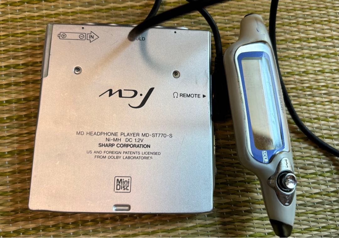 SHARP MDヘッドホンプレーヤー MD-ST770-S