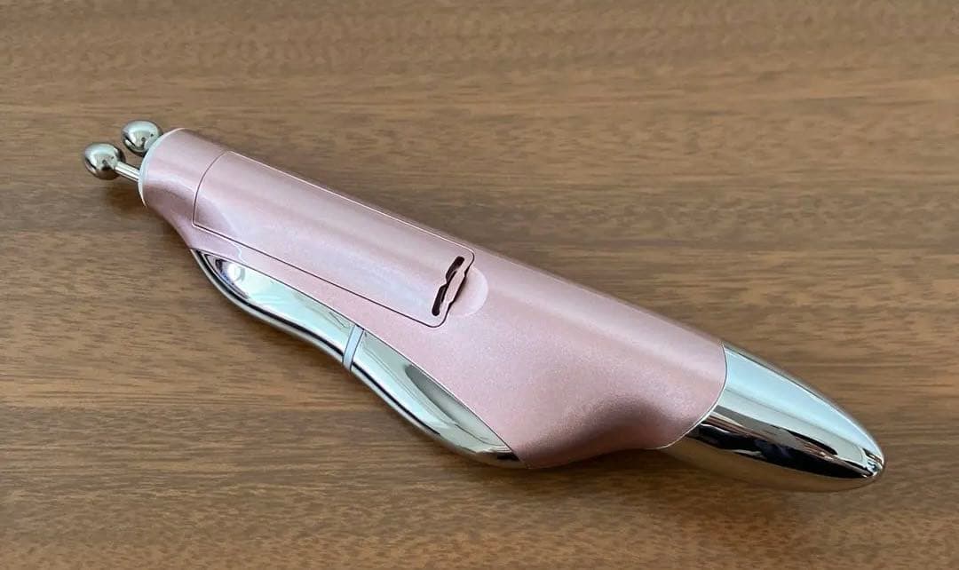ブランフィーネ スーパートリプルブースター[EMS美顔器] ピカ子さん